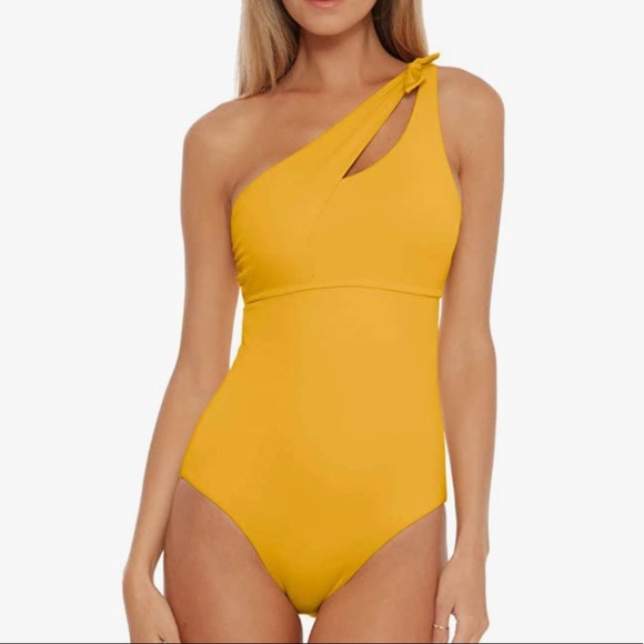 Becca Virtue Sadie One Shoulder One Piece - Picture 2 of 11